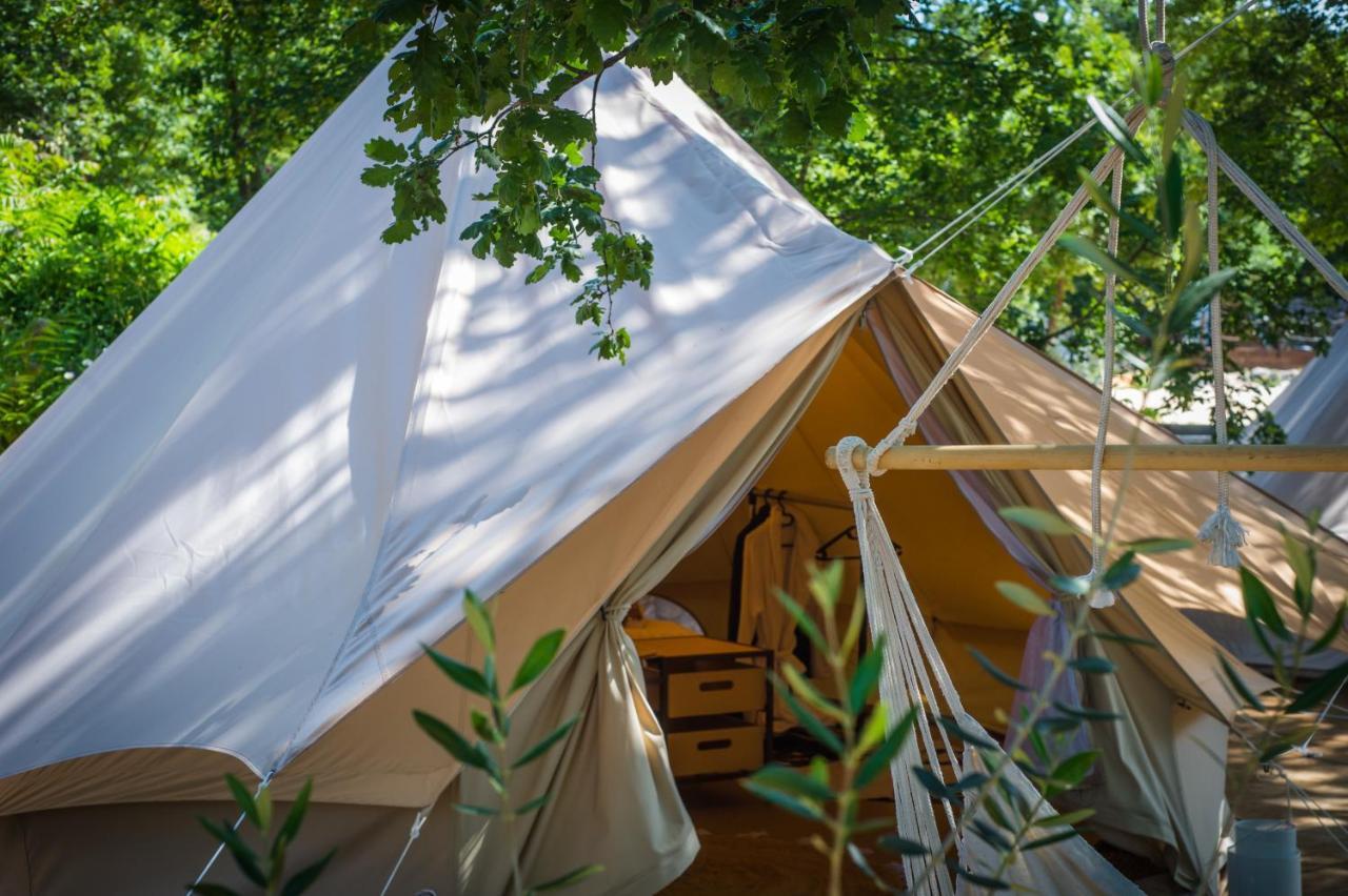 Rock Oak Glamping 3 * Imotski