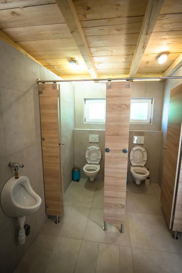 Rock Oak Glamping 3 * Imotski