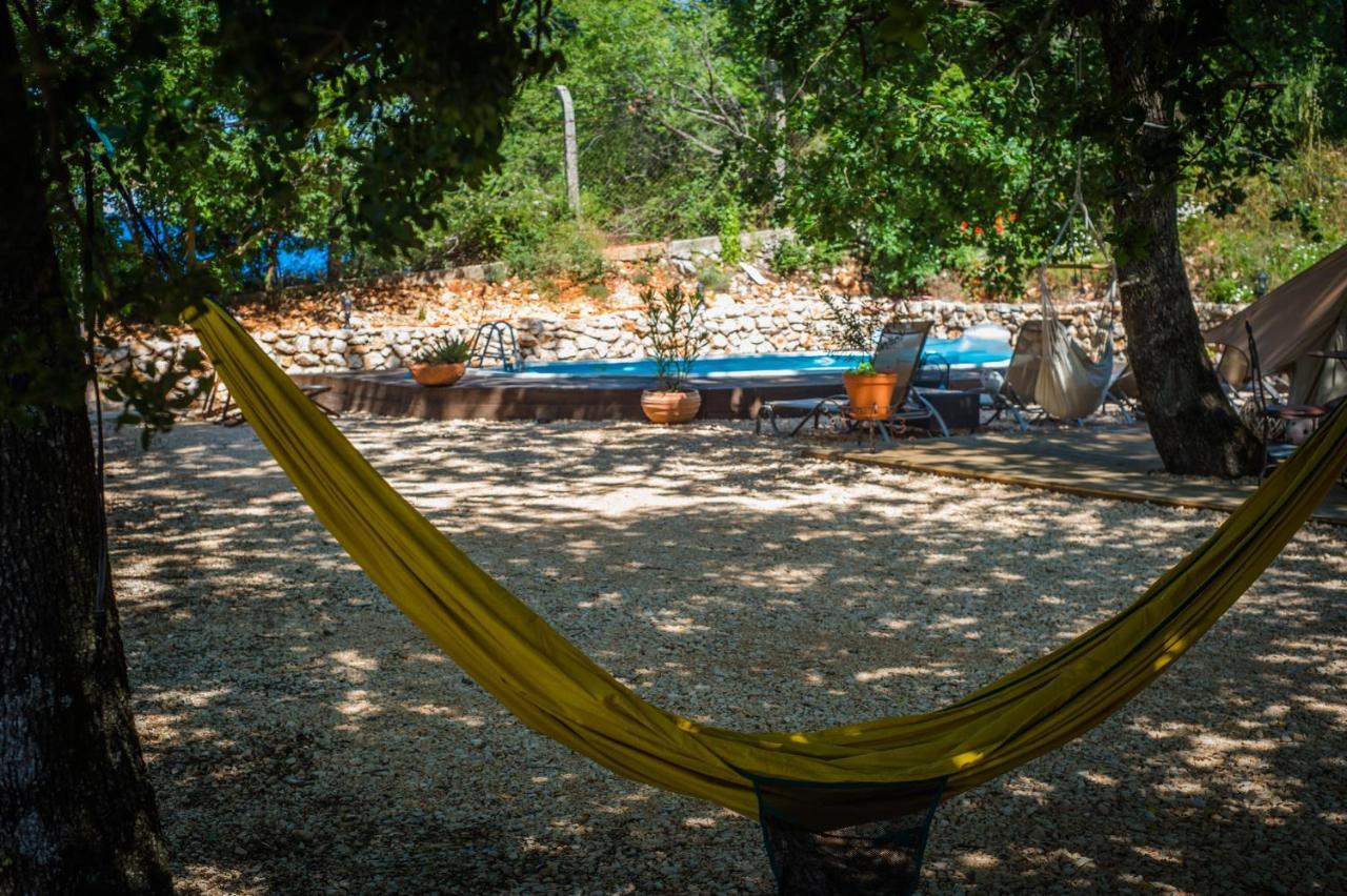 Rock Oak Glamping 3 * Imotski