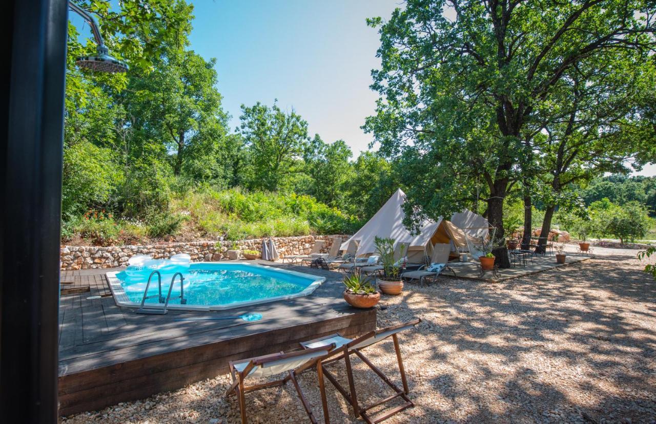Rock Oak Glamping 3 * Imotski